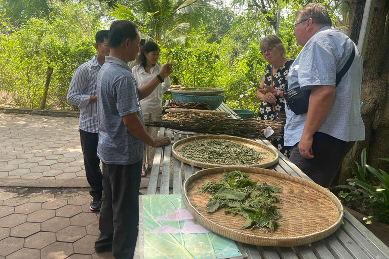 Phnom Penh: Silk Island, Killing Fields, and S-21 Tour