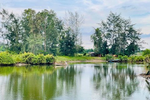 Hoi An: Countryside Bicycle Tour with Farm, Basket Boat Ride