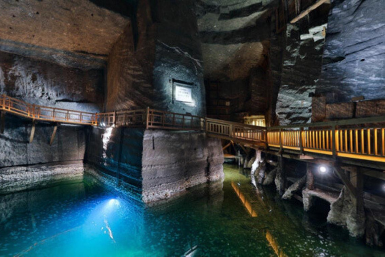 克拉科夫：维利奇卡盐矿导览游（含门票）盐矿英语导览游（含酒店接送）