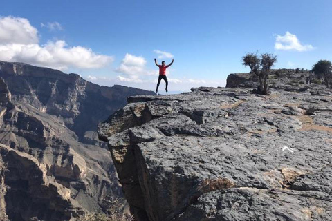 Escursione privata di un giorno a Nizwa e Jabal Shams (Grand Canyon)