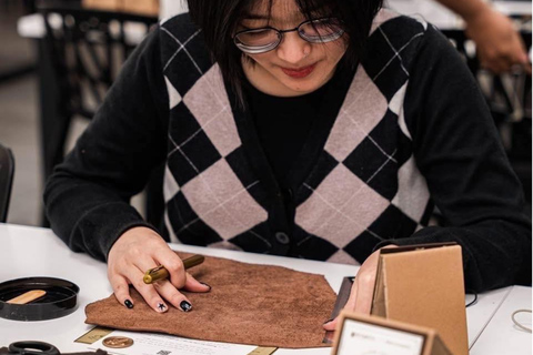 Hanoi: Leather Notebook Making Workshop Craft Your Journal Size 13x21cm