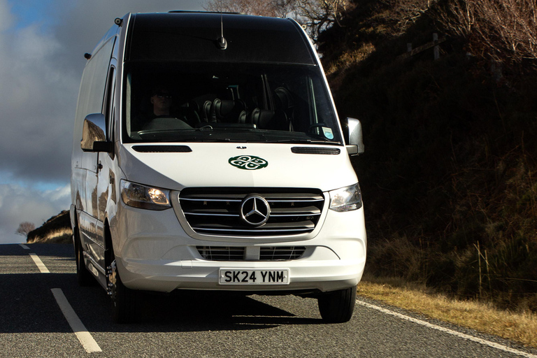 Desde Glasgow: excursión de un día a Outlander, St. Andrews y Kelpies