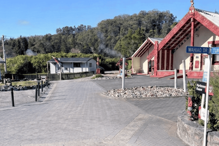 From Tauranga: Rotorua Maori Village Tour with Hangi Lunch