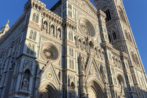 从卢卡或里窝那港口出发的比萨和佛罗伦萨之旅