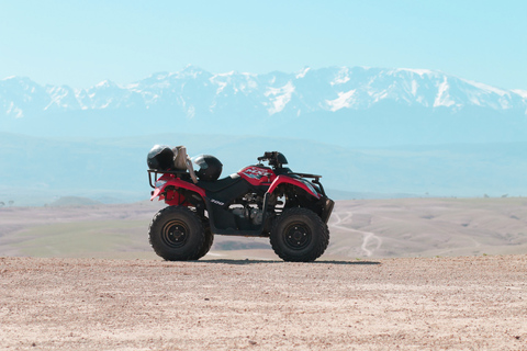 Marrakech: Tour di mezza giornata nel deserto in quad con giro in cammello