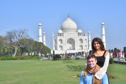 Visita turística local de Agra con experiencia al amanecer o al atardecerExplora 4 Monumentos Históricos