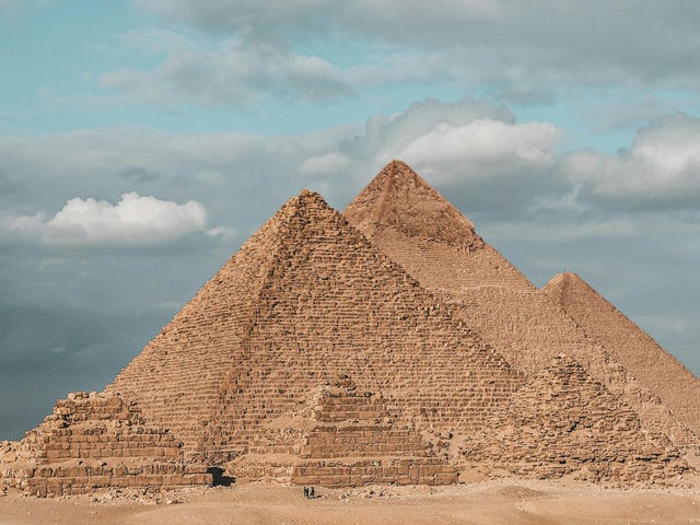 Giza: Pyramid, Memphis, Sakkara W/Opt Dahshur & Felucca Tour