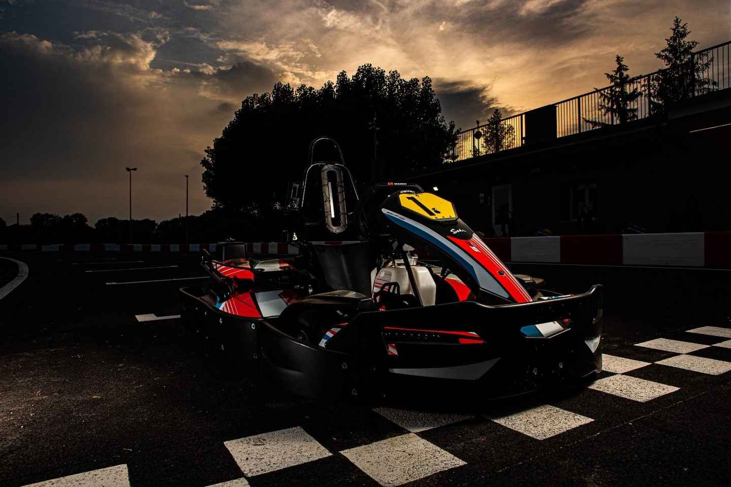 Gara Go-Kart a Riccione: 20 Minuti di Adrenalina