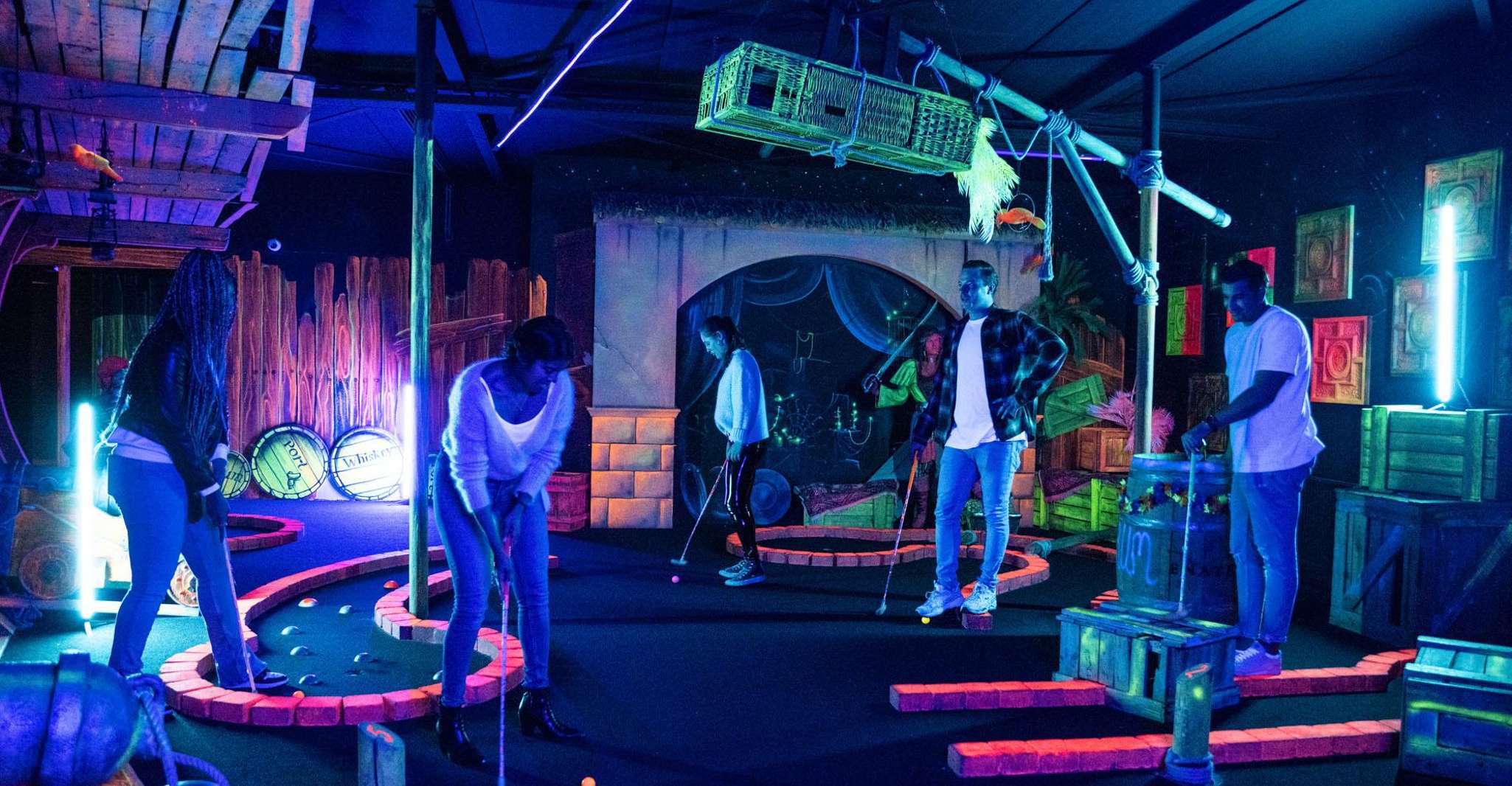 Aloha Amsterdam: 12-Hole Glow-in-the-Dark Mini-Golf photo 6