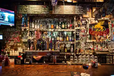 Charleston: Craft Beer and Cocktails Guided Tour