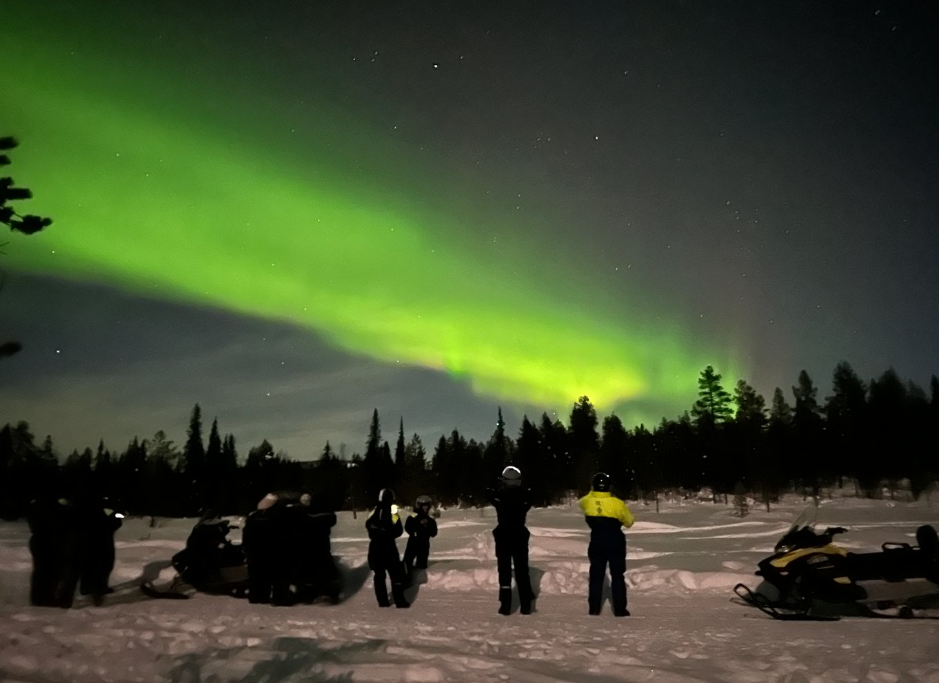 Kiruna: Guidet snescootertur og nordlysjagt