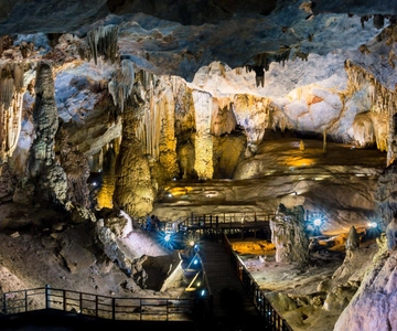 Vanuit Dong Hoi/Phong Nha: Paradijs Grot en Donkere Grot Tour