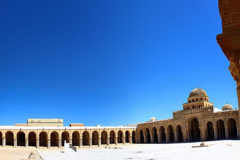 Tour particular de um dia a Kairouan, El Jem e Sousse com almoço