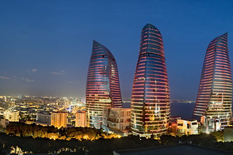 Baku Nachtleben Lichter