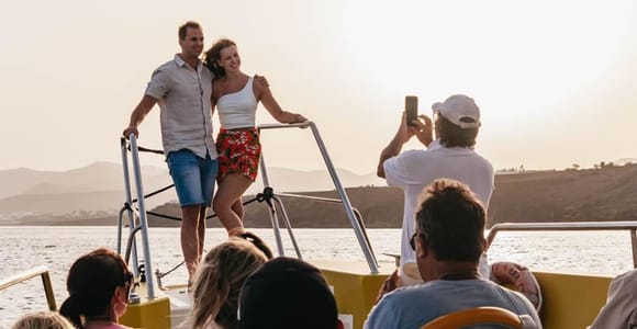 Lanzarote: 2.5-Hour Sunset and Dolphins Cruise