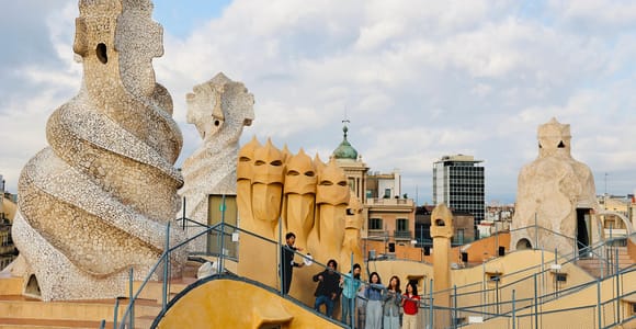 Barcelona: The 3 Gaudí Houses Tour (Vicens, Milà and Batlló)