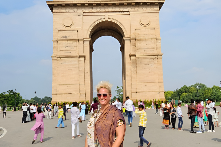 Delhi: Jama Masjid, Qutub Minar &amp; Humayun’s Tomb Tour By CarDelhi: Tour with Car, Driver, Guide Entrance Fees and Lunch