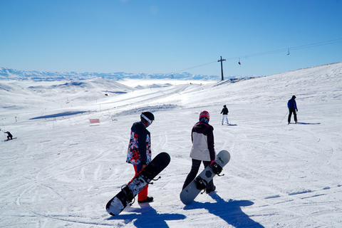 Capadócia: Tour de esqui e snowboard no Monte ErciyesTransfer, almoço e todo o equipamento