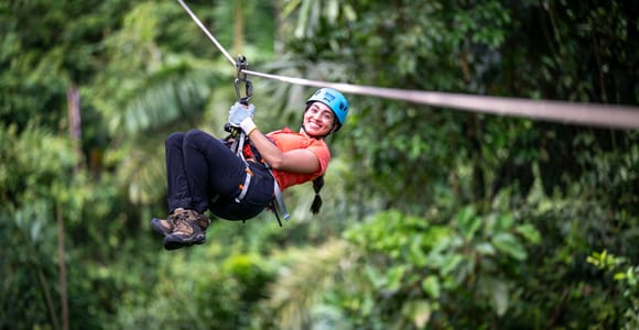 La Fortuna: 7-Zip-Line Tour at Arenal Mundo Aventura Park