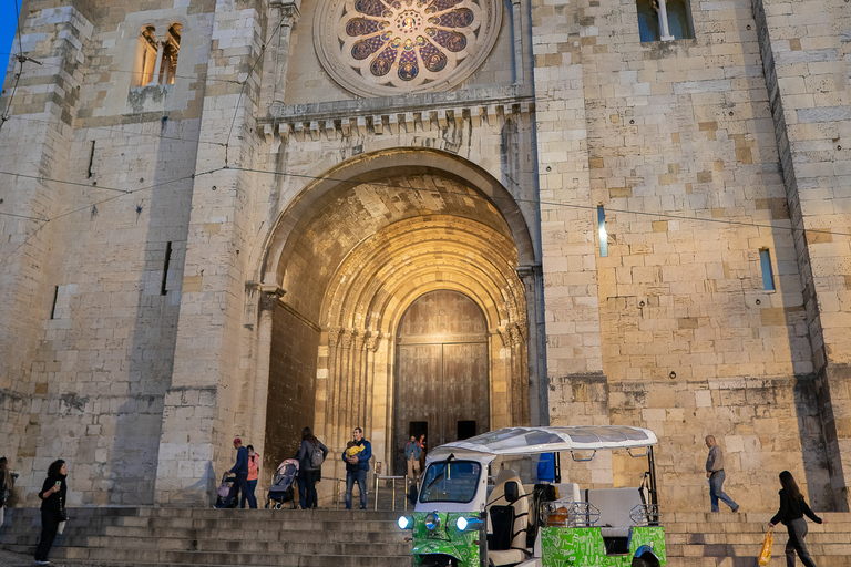 Tuk Tuk Lisbon: Old Lisbon 2-Hour Private Tour