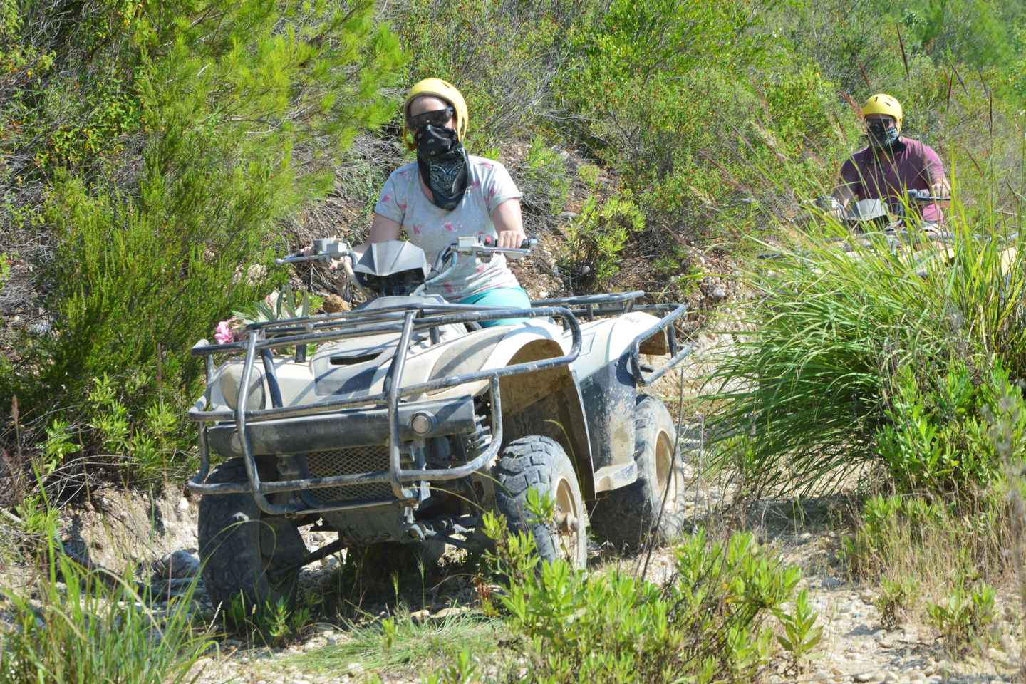 Side: 4x4 Fjallahjólaferð með flutningi