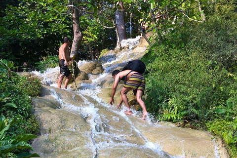 Geniet van de Sticky Waterval & Chet Si Fontein Nationaal Park