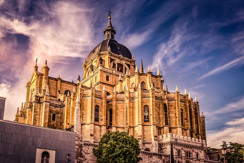 Madrid: Palacio Real, Casco Antiguo y Barrio de los Poetas