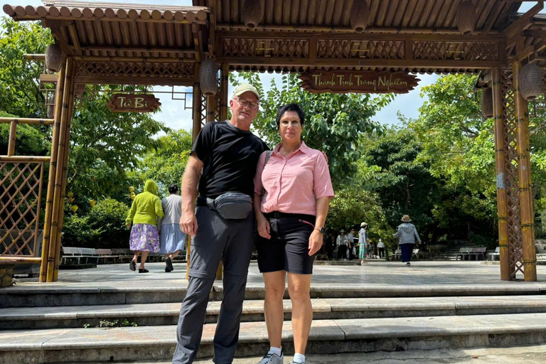 Hue: Całodniowe zwiedzanie miasta Hue z prywatnym kierowcą