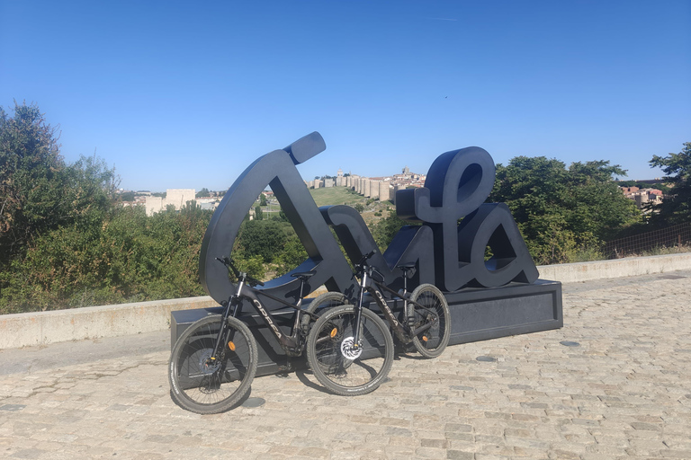 Ávila: E-Bike Sightseeing Tour - History and Nature