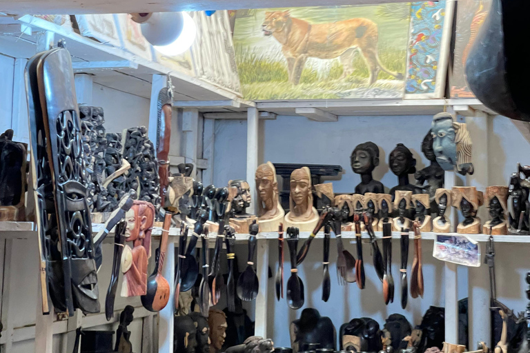 Tour del mercato Maasai di Arusha e del Museo della Tanzanite