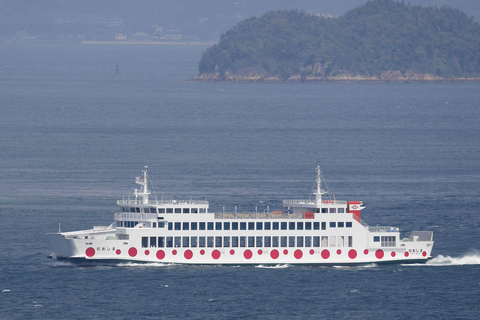 From Kyoto/Osaka/Hiroshima/Okayama: Naoshima Island Bus Tour From Okayama