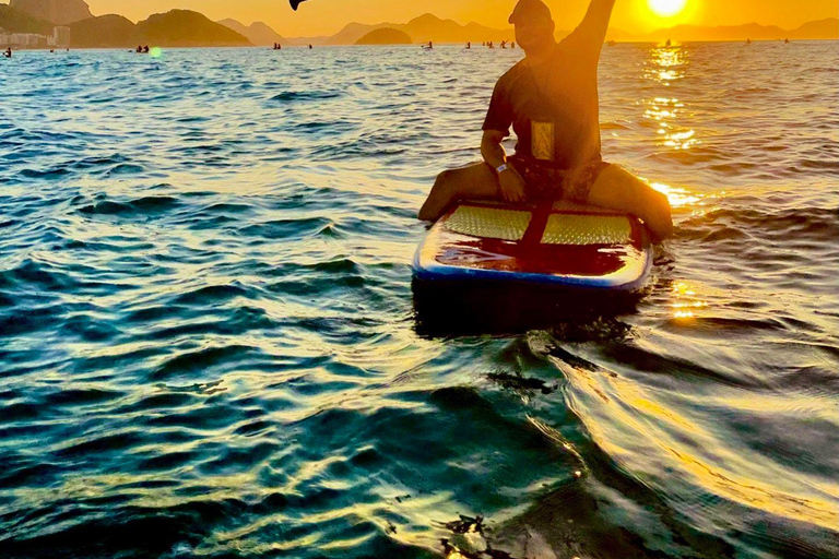 Río de Janeiro: Amanecer en la playa de Copacabana ...