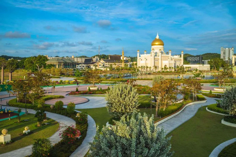Bandar Seri Begawan: Guided City Tour with Water Village