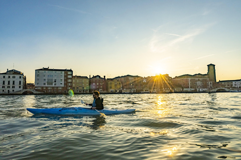 Venice: Sunset Kayaking Class in the City