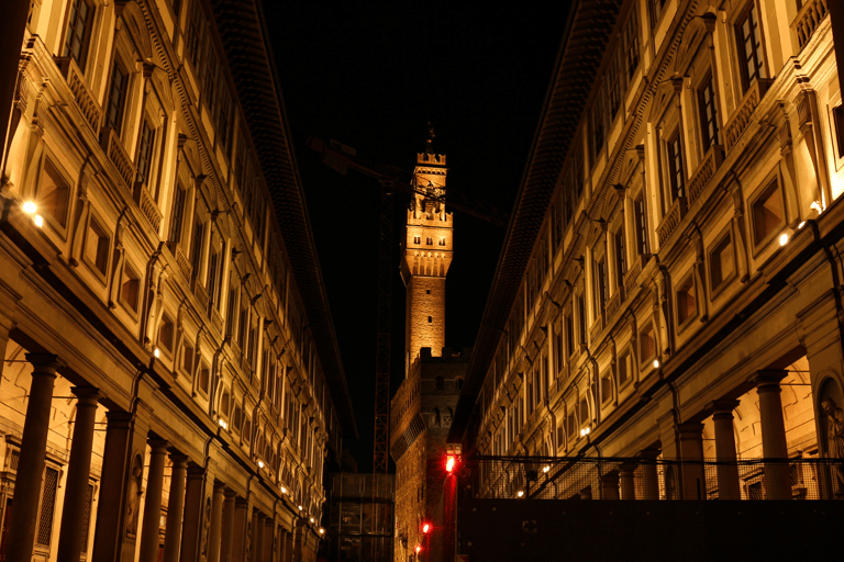 Tour a piedi &quot;Crimini, omicidi e fantasmi di Firenze&quot; con degustazioniTour a piedi dei crimini e degli omicidi di Firenze con degustazioni gastronomiche