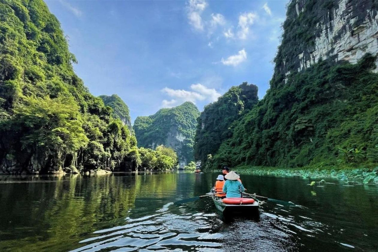 From Hanoi: 2-Day Ninh Binh, Hoa Lu, and Trang An Tour