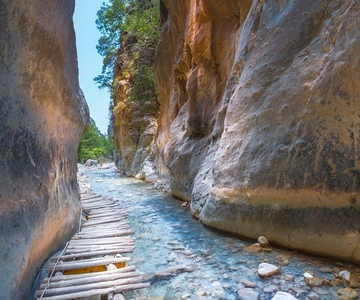 From Chania: Samaria Gorge with Professional Hiking Guide