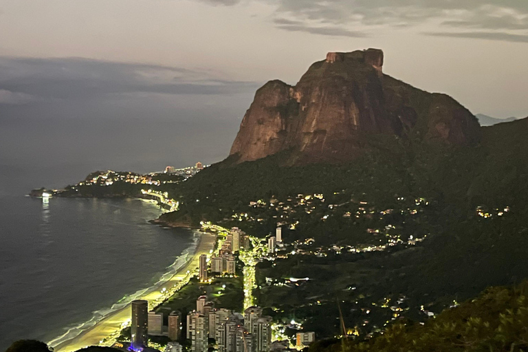 Dois irmãos sunrise hike & drone video