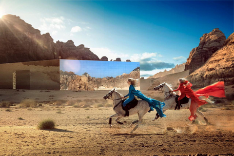 Authentic 2-days AlUla Experience with Hotel & Local Guide