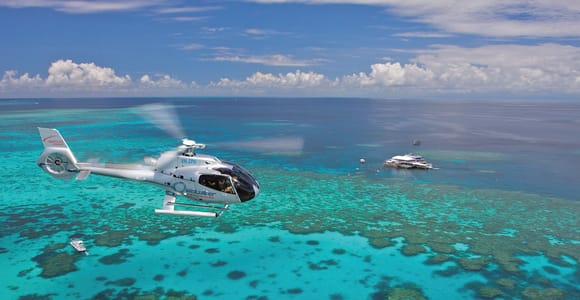 Port Douglas: Outer Barrier Reef Cruise & Scenic Helicopter