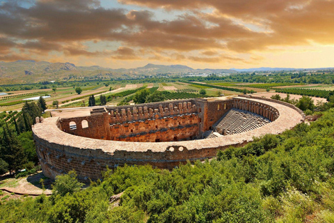 Von Antalya aus: Römische antike Stätten und Manavgat Wasserfall TourVon Antalya aus: Perge Aspendos &amp; Manavgat Wasserfall Tour