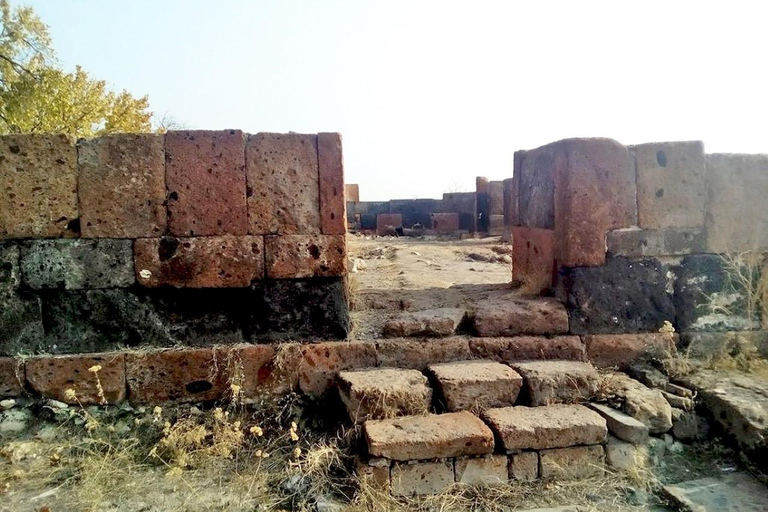 Group Tour: Hovhannavank, Saghmosavank & Chocolate House