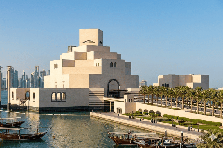 Doha: World Cup Stadium, Souq Waqif & Villaggio Gondola Ride Guide Tour with Native-Speaking Guide