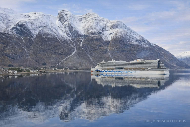 ULTIMATE Eidfjord TOUR: Waterfall, Sky Bridge & Glacier 3,5H Ultimate Eidfjord Tour: Vøringsfossen & Scenic Views!
