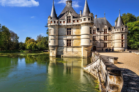 Azay-le-Rideau Castle : Guided Half-Day Tour from Tours