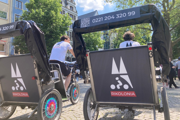 Cologne: Rickshaw Sightseeing Tour