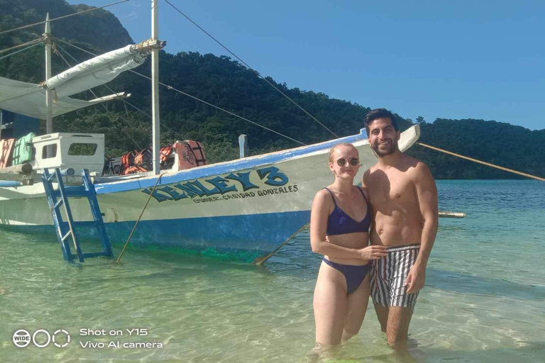 El nido :private tours ( early departure to avoid the crowd)