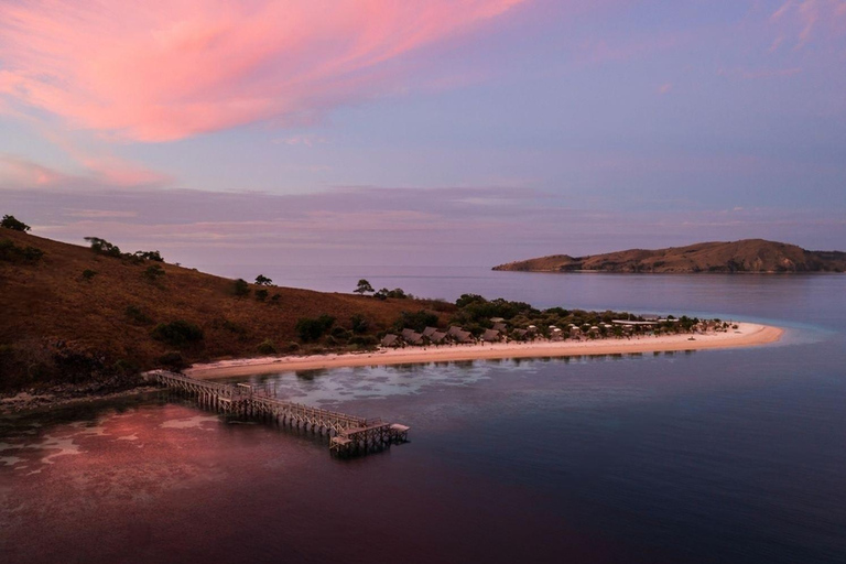 Labuan Bajo: Sunset Tour by Speedboat