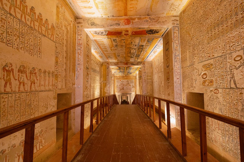 From Hurghada: Luxor Day Trip Valley of the Kings by bus