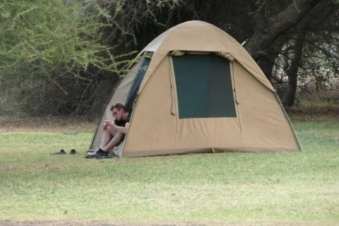3 days Serengeti & Ngorongoro Crater 3 Days Midrange lodge Safari